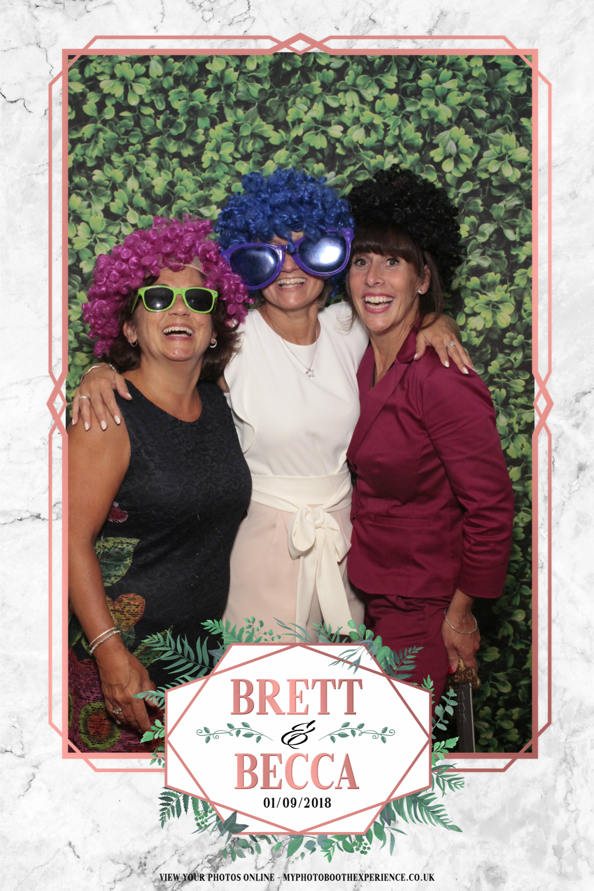 Brett & Becca's Wedding | View more photos from the event at gallery.myphotoboothexperience.co.uk/u/MyPhotoBoothExperienceLtd/Brett-Beccas-Wedding